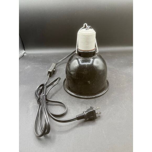 Fluker’s Sun Dome Reptile Lamp – 8.5” Diameter (Used) - Picture 1 of 6